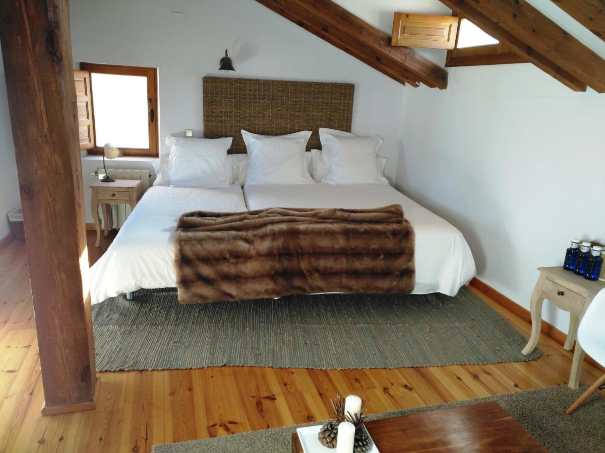 Гостевой дом La Casona De Castilnovo - Gay Men Only Valdesaz Экстерьер фото