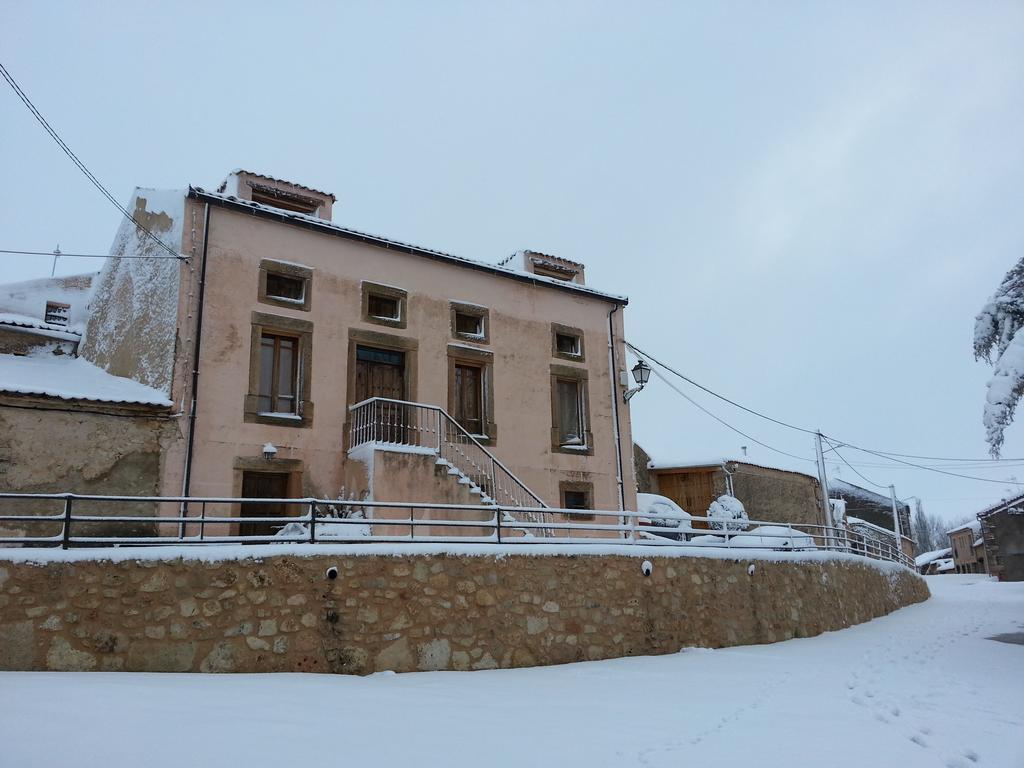 Гостевой дом La Casona De Castilnovo - Gay Men Only Valdesaz Экстерьер фото